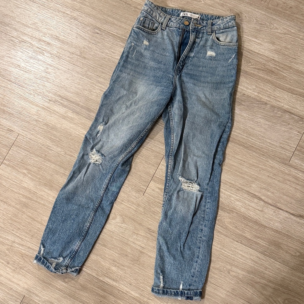 Zara Light Blue Boyfriend Jeans